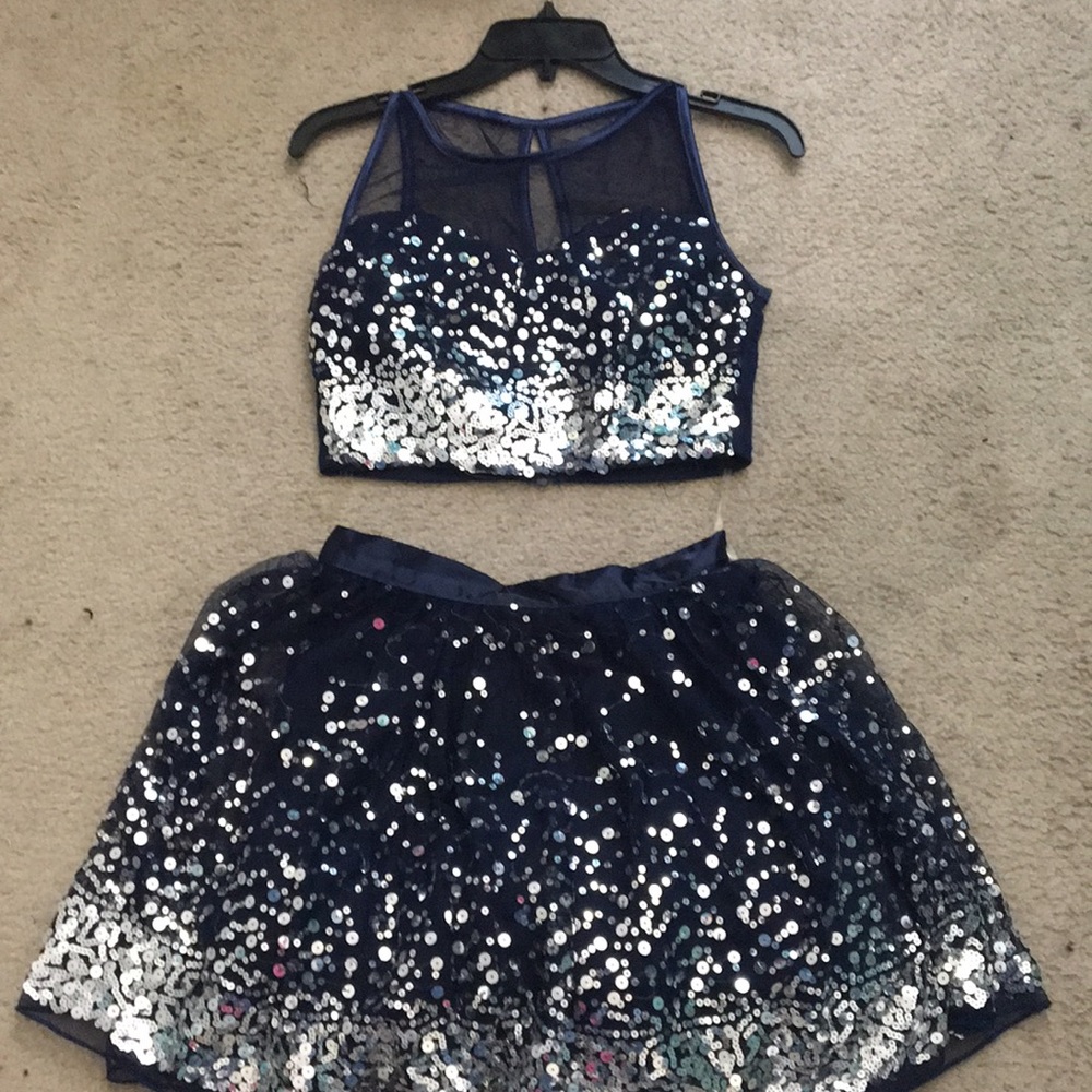 Junior’s Two-Piece Party